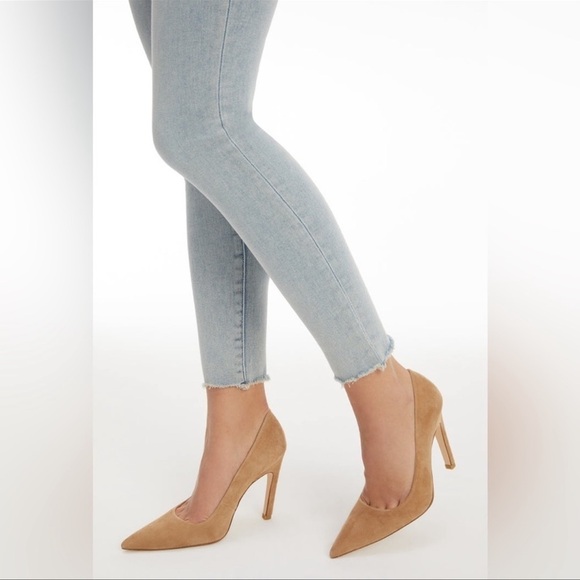 GOOD American Good Legs Crop Skinny Sculpting Jeans Frey Hem. - Picture 5 of 14